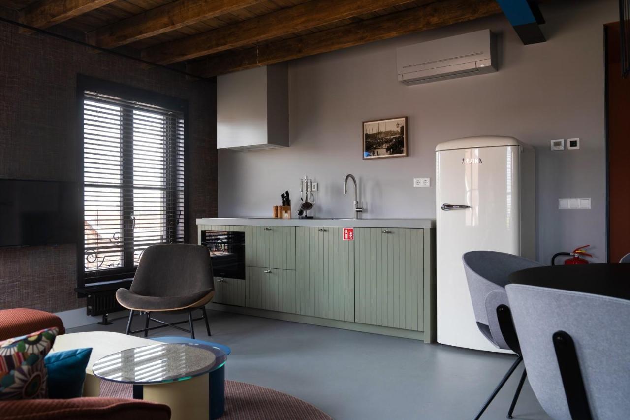 Luxe Appartementen Havenzicht Sint-Annaland Exterior foto